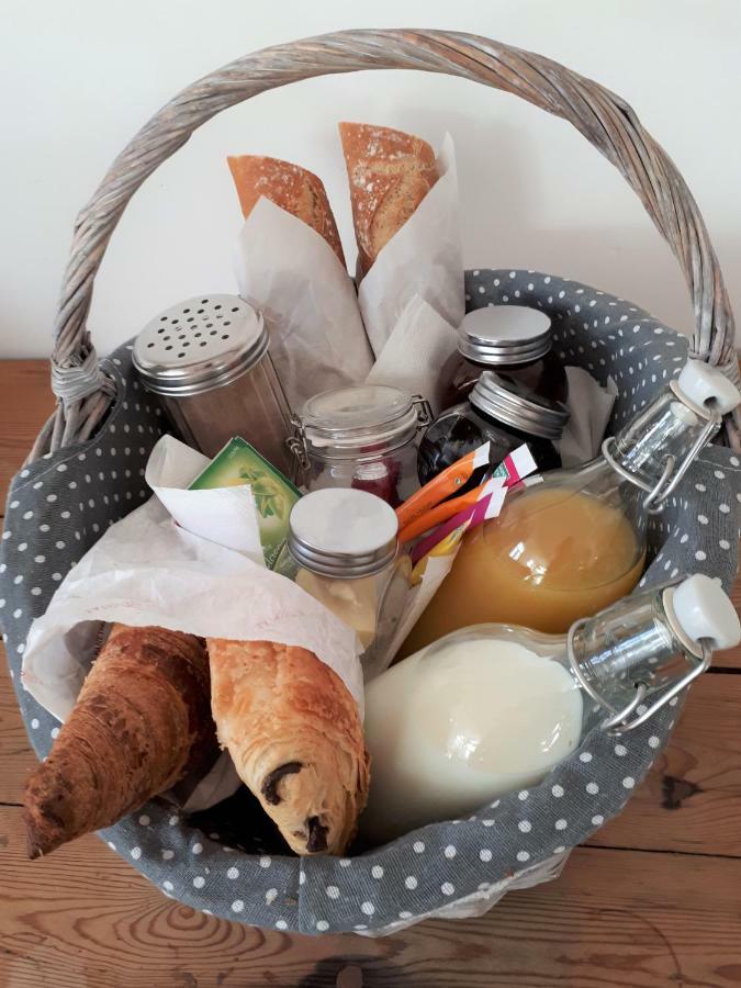 Le T2 Moderne Des Palmiers Au Coeur De Moissac Apartment Luaran gambar