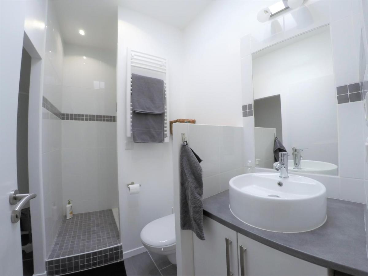 Le T2 Moderne Des Palmiers Au Coeur De Moissac Apartment Luaran gambar